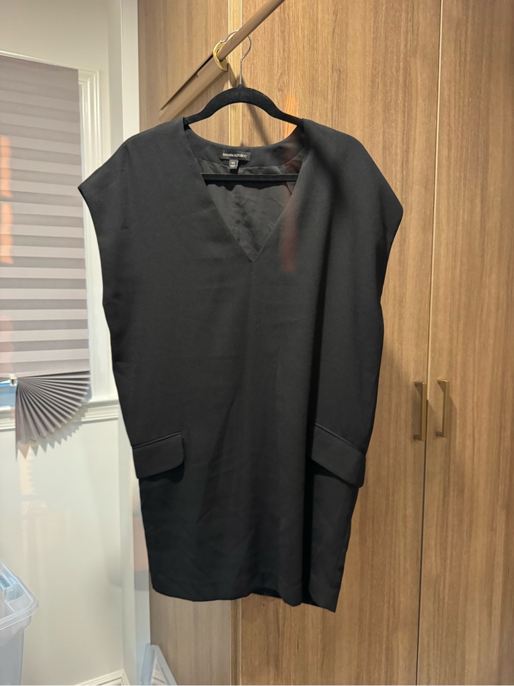 Banana Republic Black V-Neck Shift Dress